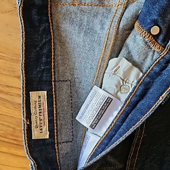 Levi's 501 Skinny - Dark Wash Denim - Picture 3 of 7